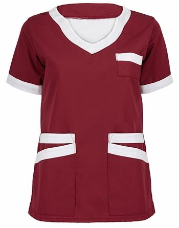 Burgundowa bluza medyczna z białymi wstawkami przy dekolcie, rękawach i kieszeniach, prezentowana na białym tle.