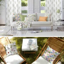 Aranżacja wnętrza i przestrzeni zewnętrznej z wykorzystaniem tekstyliów: zasłony w delikatny wzór trawy, poduszki dekoracyjne z motywami kwiatowymi i geometrycznymi, pled oraz meble ogrodowe...