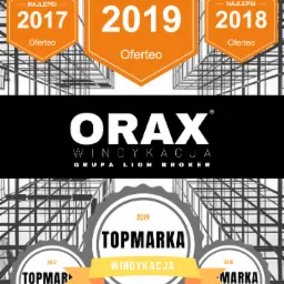 Grafika z logo ORAX WINDYKACJA, nagrodami Oferteo za lata 2017, 2018, 2019 oraz oznaczeniami Top Marka z lat 2017, 2018, 2019 na tle abstrakcyjnej grafiki budynku.