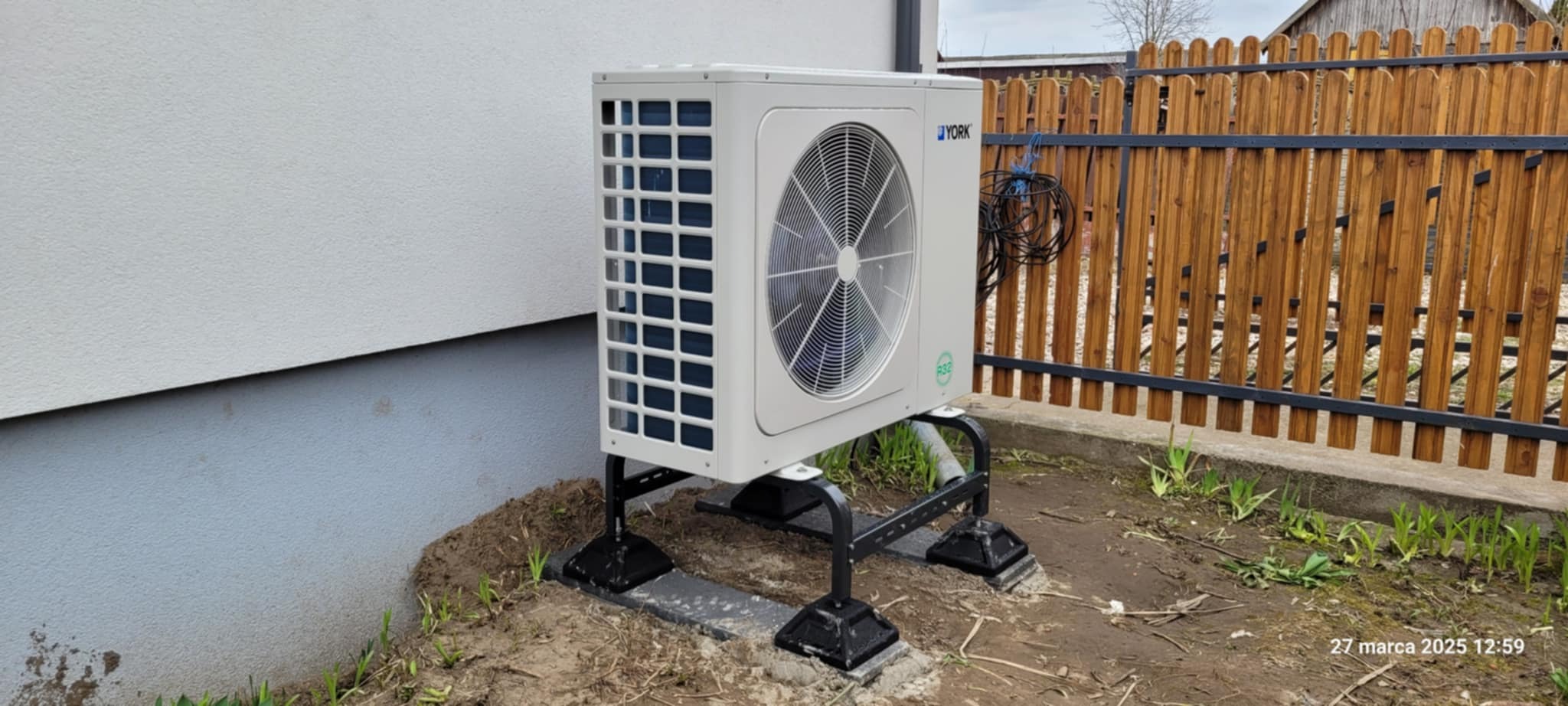 Montaż pompa ciepła Ostrów Mazowiecka. pompa ciepła York.