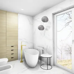 Wizualizacja nowoczesnej łazienki z wolnostojącą białą wanną, złotą baterią podłogową, marmurowymi płytkami, drewnianą szafką, wiszącymi szarymi lampami i widokiem na drzewa za oknem.