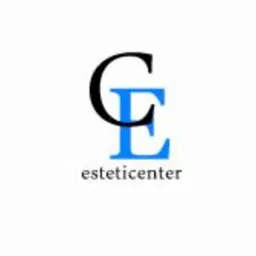 Logo firmy Esteticenter z czarną literą C i niebieską literą E, pod nimi napis 'esteticenter' czcionką bezszeryfową na białym tle.