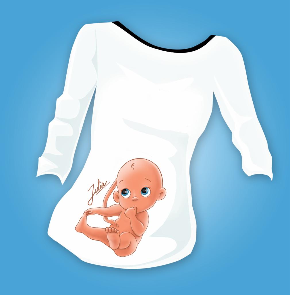 Grafika przedstawiająca białą koszulkę z długim rękawem, na której widnieje rysunek dziecka w pozycji embrionalnej z podpisem 'Julia'.