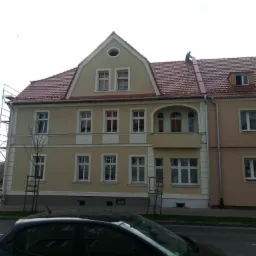 zakończona ściana frontowa