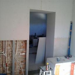 Poznań budowa pomieszczenia pod łazienkę