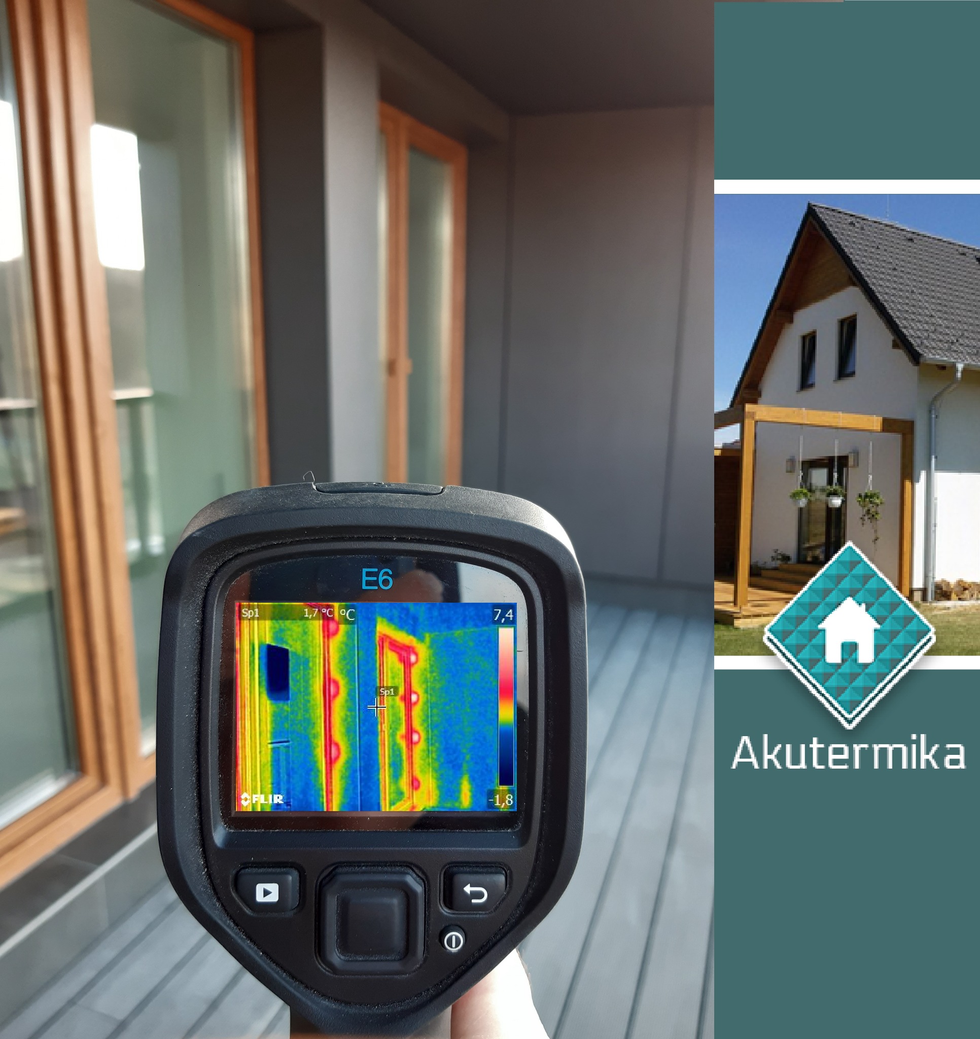 Termowizja okien balkonowych w nowoczesnym domu, pomiar temperatury urządzeniem FLIR, widoczne mostki termiczne.