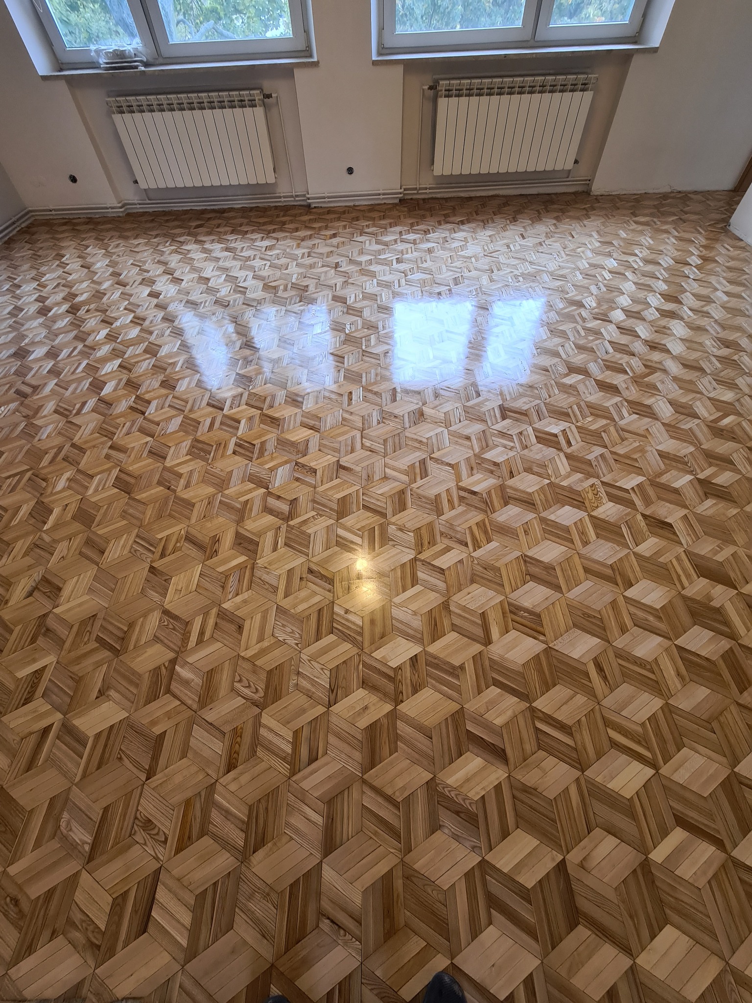 Renowacja mozaiki wykończonej twardym woskiem