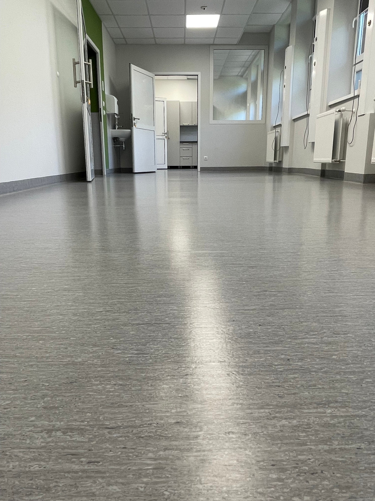 POLIMERYZACJA wykładzin elastycznych PVC.