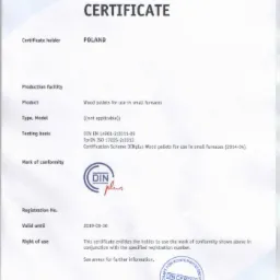 Skan certyfikatu DIN CERTCO dla pelletu drzewnego do użytku w małych piecach, potwierdzający zgodność z normami DIN EN 14961-2:2011-09 i FprEN ISO 17225-2:2013, ważny do 30.09.2019.