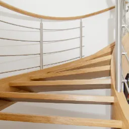 Schody Wyginane na Konstrukcji Drewnianej