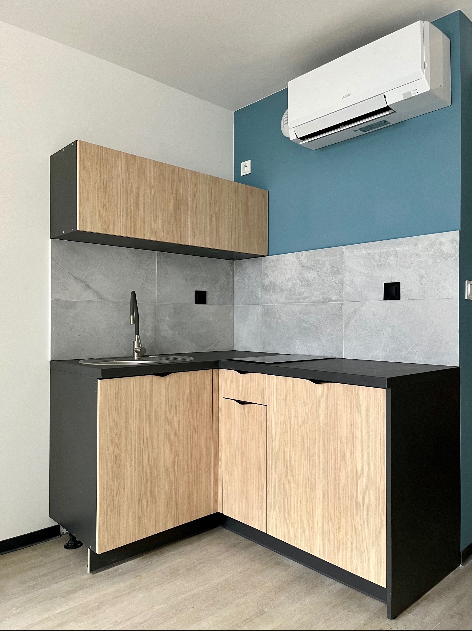 135 aneksów kuchennych w Domu Studenta nr 10 w Olsztynie – w tym 3 w pełni dostosowane dla osób niepełnosprawnych