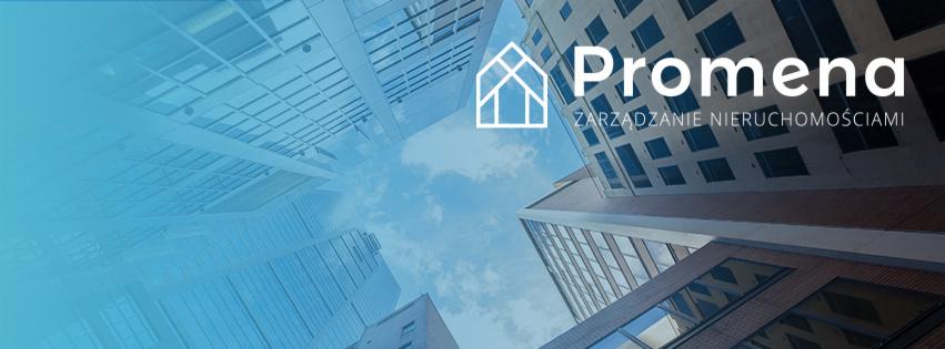 Widok z dołu na wysokie budynki biurowe, logo firmy Promena Zarządzanie Nieruchomościami nałożone cyfrowo.