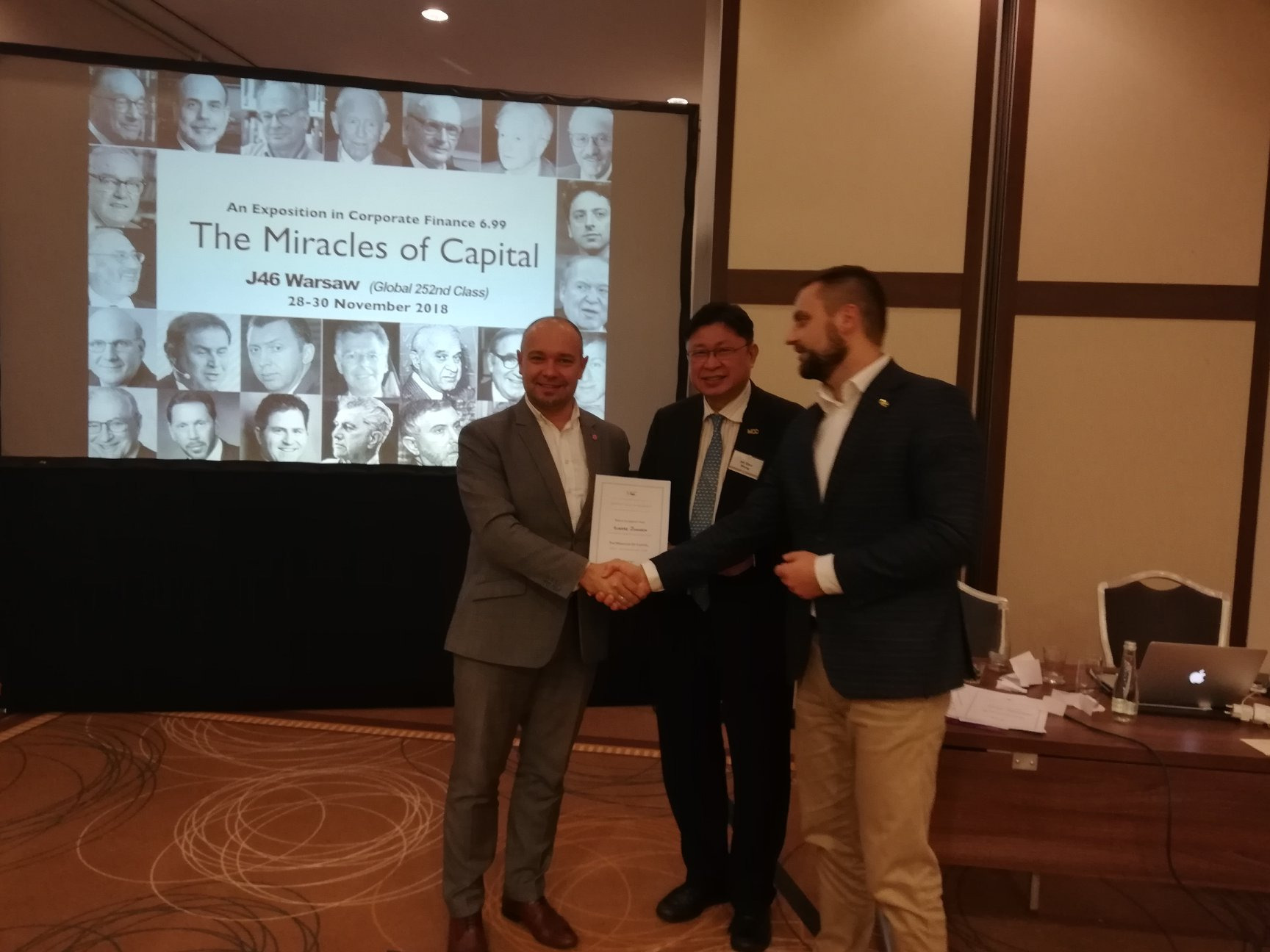 Szkolimy się intensywnie, aby jeszcze lepie pomagać naszym klientom.