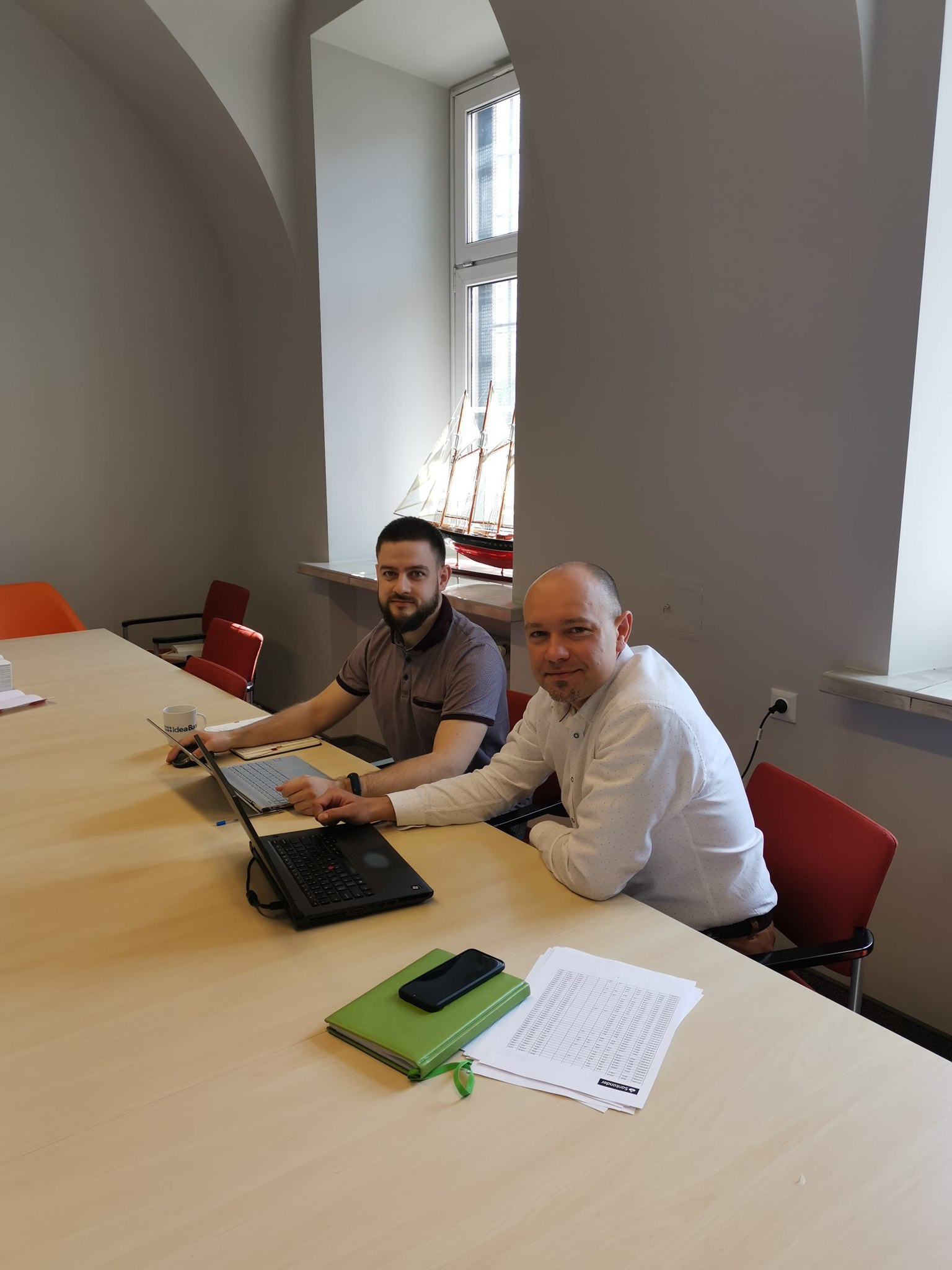 W poszukiwaniu najkorzystniejszego rozwiązania.