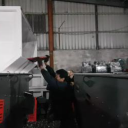 Kruszarka jednowałowa 1200 kg/h -odbiór techniczny 2018r  