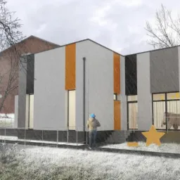 Wizualizacja budynku żłobka z elementami kolorowymi, osoba robiąca zdjęcie oraz bawiące się dziecko na zewnątrz, w tle budynki mieszkalne, pochmurny dzień.