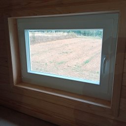 Okno drewniane UR