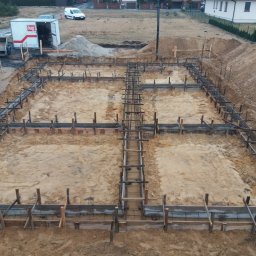 USŁUGI BUDOWLANO-HANDLOWE 