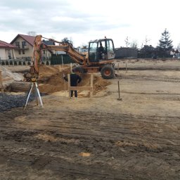 USŁUGI BUDOWLANO-HANDLOWE 