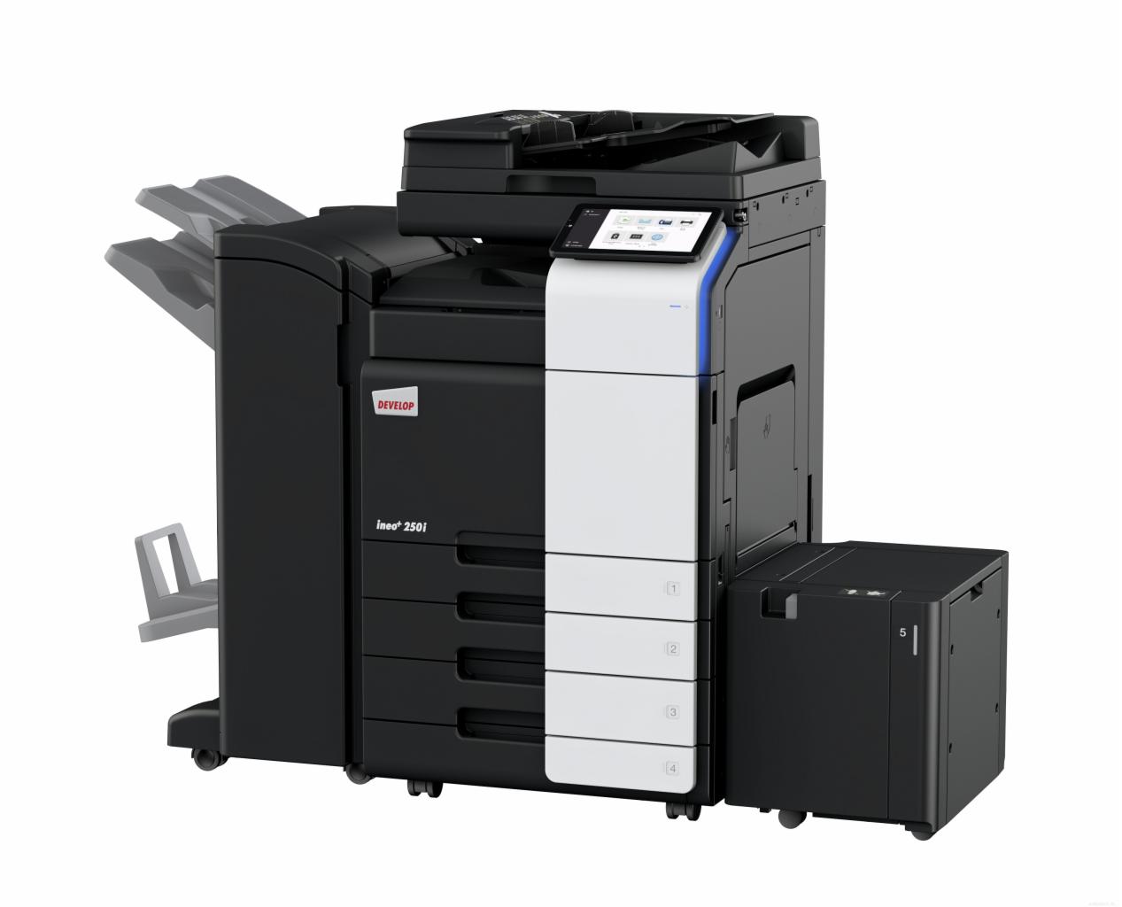 Czarno-biała kserokopiarka wielkoformatowa Develop Ineo+ 250i z podajnikami papieru, widok z boku na białym tle.