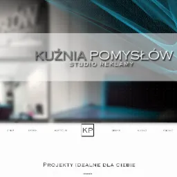 Strona internetowa studia reklamowego Kuźnia Pomysłów z abstrakcyjnym tłem w odcieniach szarości i turkusu.