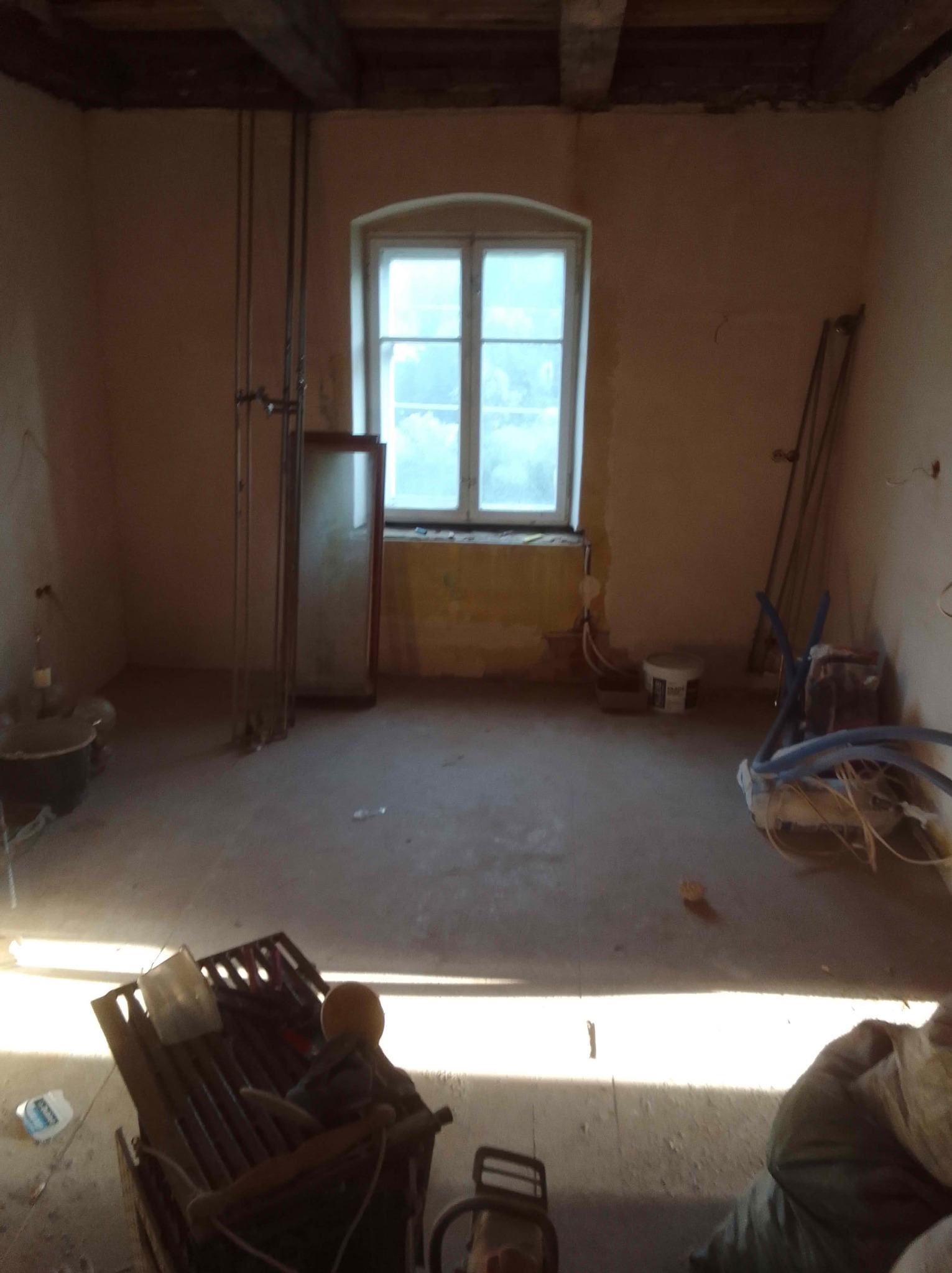 Pokój w trakcie rozbiórki