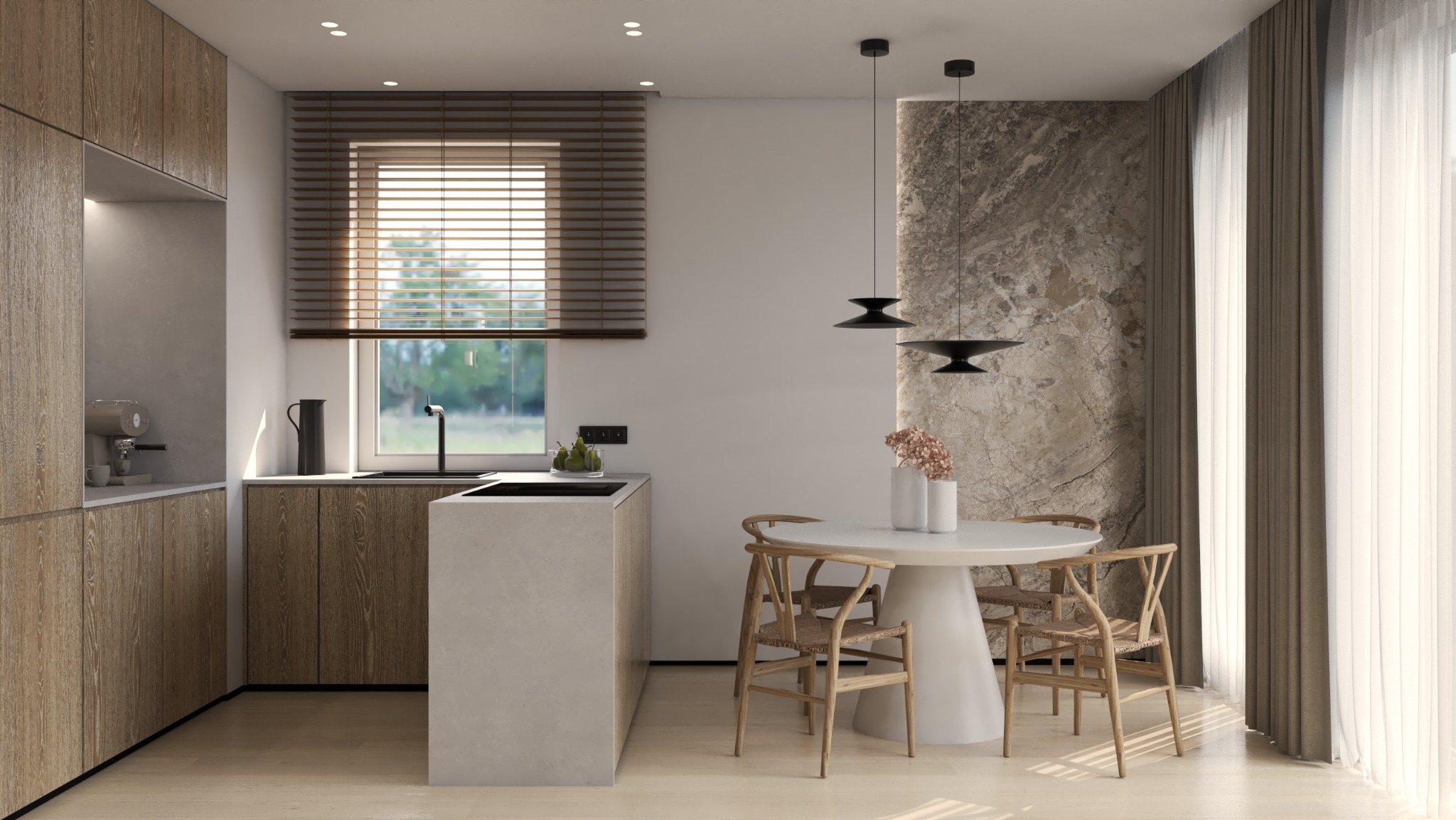 Jasna kuchnia z drewnianymi szafkami, wyspą i okrągłym stołem z krzesłami w stylu boho. Nad stołem wiszą dwie czarne lampy. W oknie widok na zieleń.