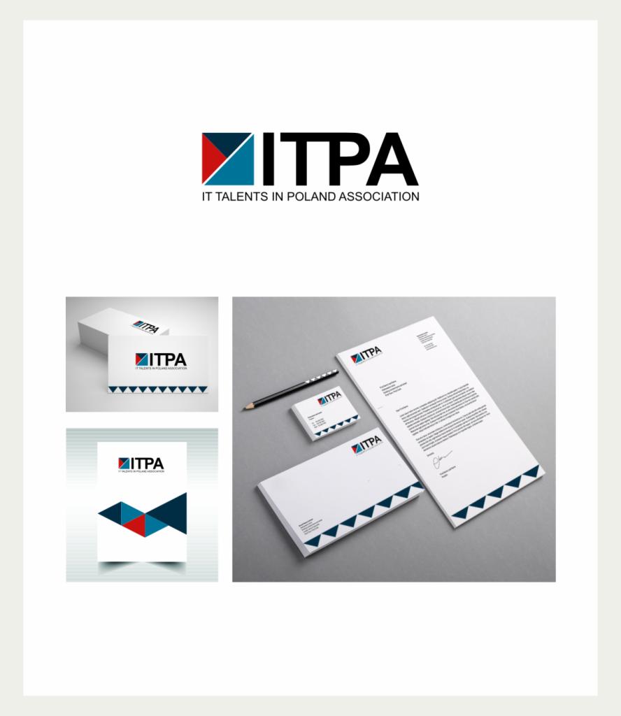 Prezentacja identyfikacji wizualnej firmy ITPA: logo, wizytówki, papier firmowy z motywem trójkątów w kolorach czerwonym i niebieskim.