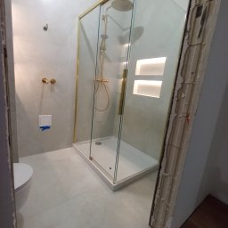 Rafał Strzałkowski Pro-Renovations - Remont łazienki