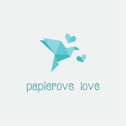Logo firmy z origami ptakiem i sercami w kolorze turkusowym, napis 'papierove love' pod spodem na jasnoszarym tle.