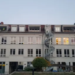 Wymiana drewnianej stolarki okiennej w Niemczech.