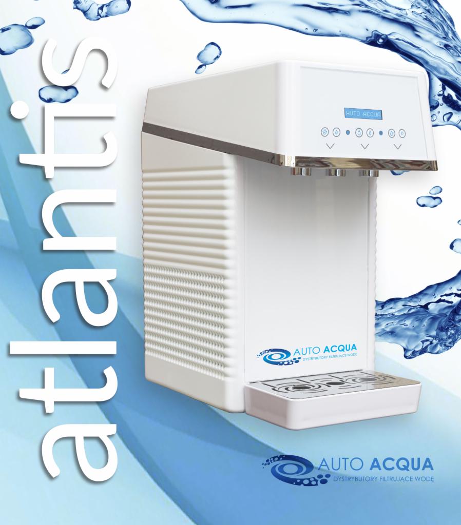 Biały dystrybutor wody Auto Acqua z panelem sterowania i logo firmy na tle z motywem wody.