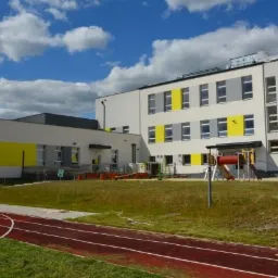 Instalacja teletechniczna i BMS na szkole w Gliniance