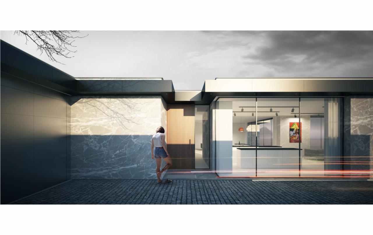 Nowoczesny dom jednorodzinny z dużymi przeszkleniami, marmurową elewacją i kobietą wchodzącą do środka, widok z zewnątrz.