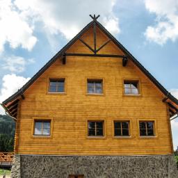Dzikowiec - dom z bali i dach