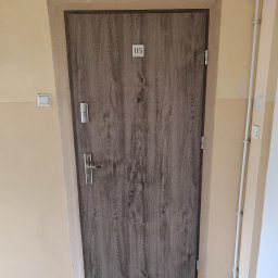 P.P.H.U. LUCERNAS J.Ignatowski - Montaż drzwi Pabianice