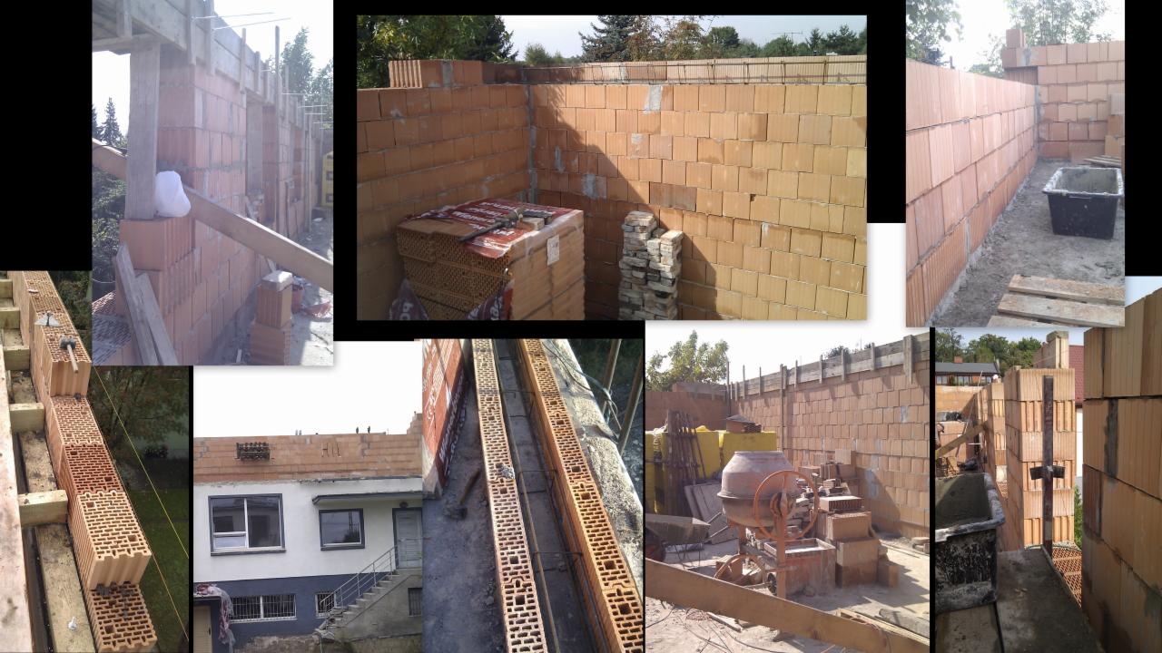 Wznoszenie ścian z bloczków ceramicznych Porotherm, widoczne zbrojenie wieńca, zapas bloczków na paletach, mieszalnik do betonu w tle.