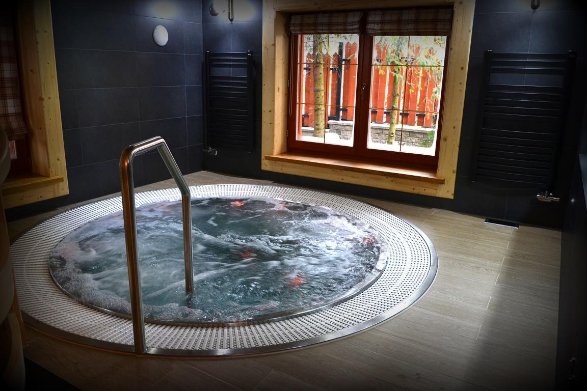 Wanna jacuzzi spa Rezydencja Na Szymoszkowej
