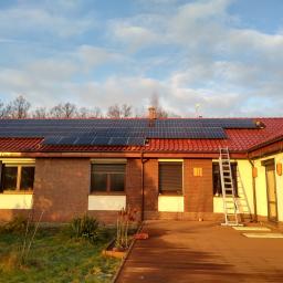 AVM ENGINEERING Sp. z o.o. - Instalacja fotowoltaiczna o mocy 9.9 kW.