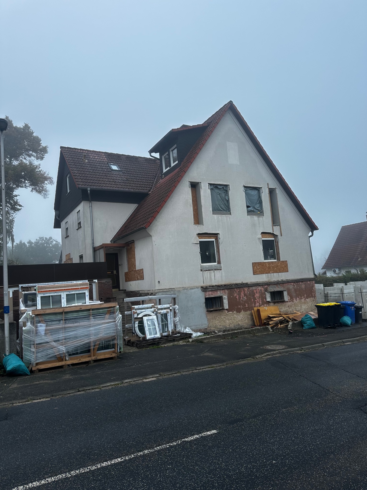 Dostaw okien/ rolet/ drzwi i demontaż montaż KASSEL