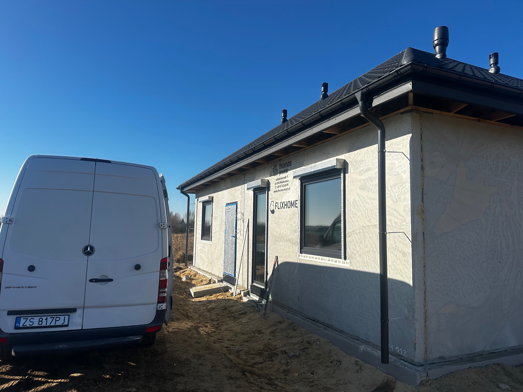 Czarna Łąka dostawa i montaż okien i rolet