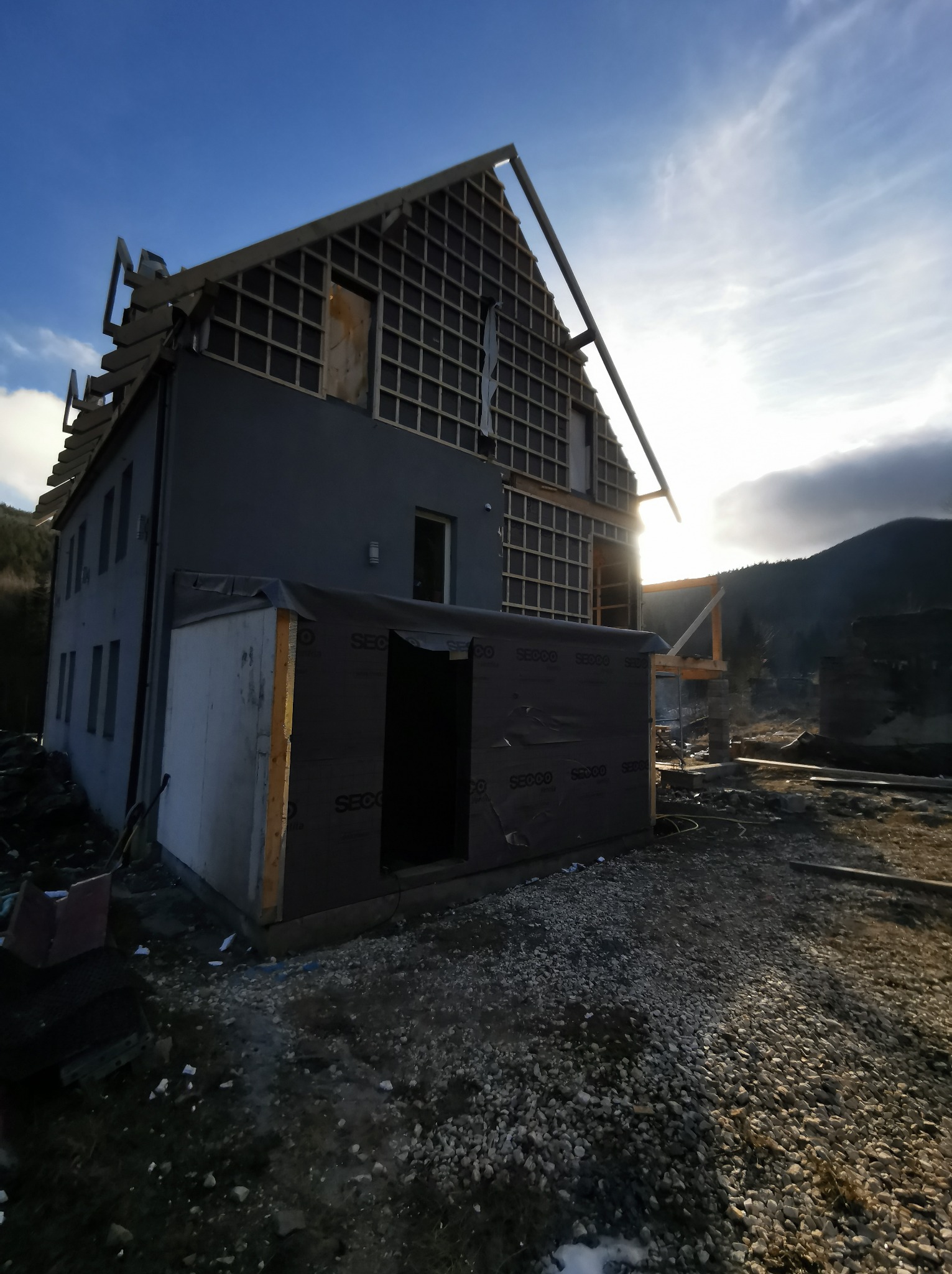 Już stoi i kolejne etapy budowy czekają na działanie