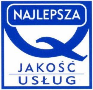 Niebieski znak jakości usług z napisem 'NAJLEPSZA JAKOŚĆ USŁUG' na białym tle w niebieskiej ramce.