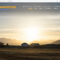 Strona internetowa firmy Markosteel.pl prezentująca widok na krajobraz z górami w tle.