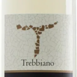 Butelka białego wina Trebbiano z regionu Puglia, z etykietą w mozaikowym stylu i złotym kapslem.