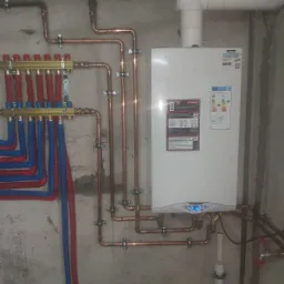 Ariston Carens świetnie się sprawdzi na małych powierzchniach