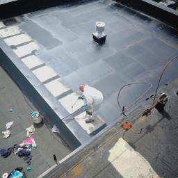 Renowacja dachu papowego metodą natryskową z hybrydą.