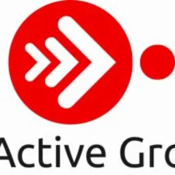 Czerwone logo firmy BeActive Group z trzema strzałkami w prawą stronę, umieszczone w okręgu, z dwoma mniejszymi czerwonymi kropkami po bokach.