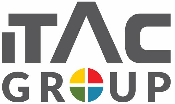 Szare logo firmy iTAC Group z kolorowym okręgiem podzielonym na cztery części: żółtą, czerwoną, zieloną i niebieską.