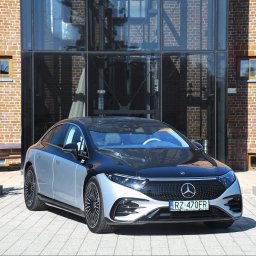 VIP CLASS RZESZÓW - VIP TRANSPORT MERCEDES EQS